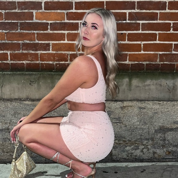 Meet your Posher, Regan - Picture 1 of 1